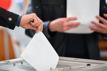 Стахановцы и прокрастинаторы: эксперты составили рейтинг регионов по явке на голосовании по поправкам
