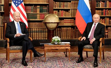 Украина, санкции и безопасность: американские СМИ о переговорах Путина и Байдена