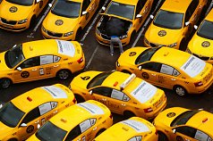 За все заплатят водители: как коронавирус бьет по рынку такси
