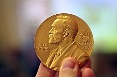 Истерика оппозиции: как сторонники Навального отреагировали на присуждение Нобелевской премии Муратову