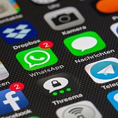 Суд в отношении WhatsApp, Twitter и Facebook
